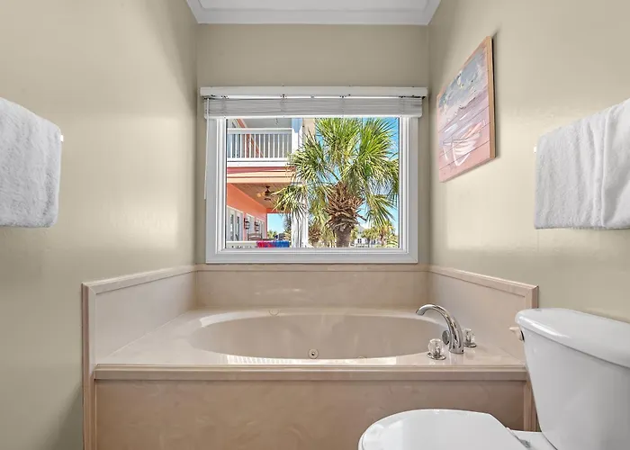 Hayley House At Beachside #12