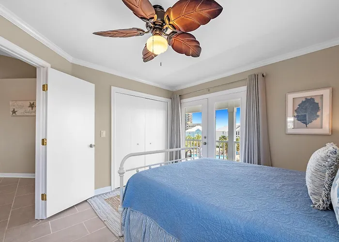 Hayley House At Beachside #12 *