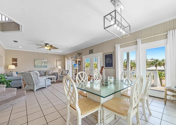 Hayley House At Beachside #12 Holiday home *