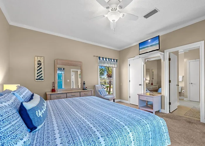 Hayley House At Beachside #12 Holiday home *